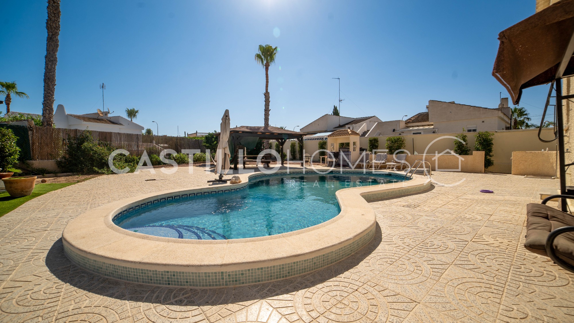 Villa in Torrevieja - Image 2