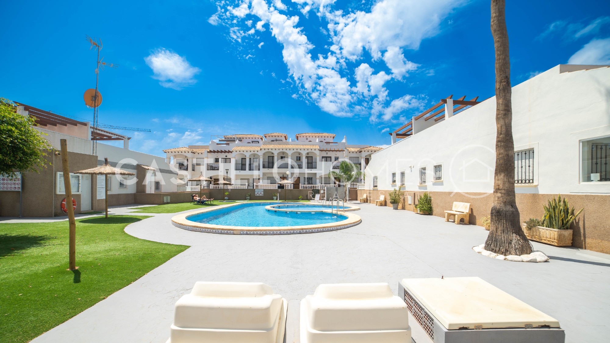 House in Urbanizacion los Balcones - Image 2