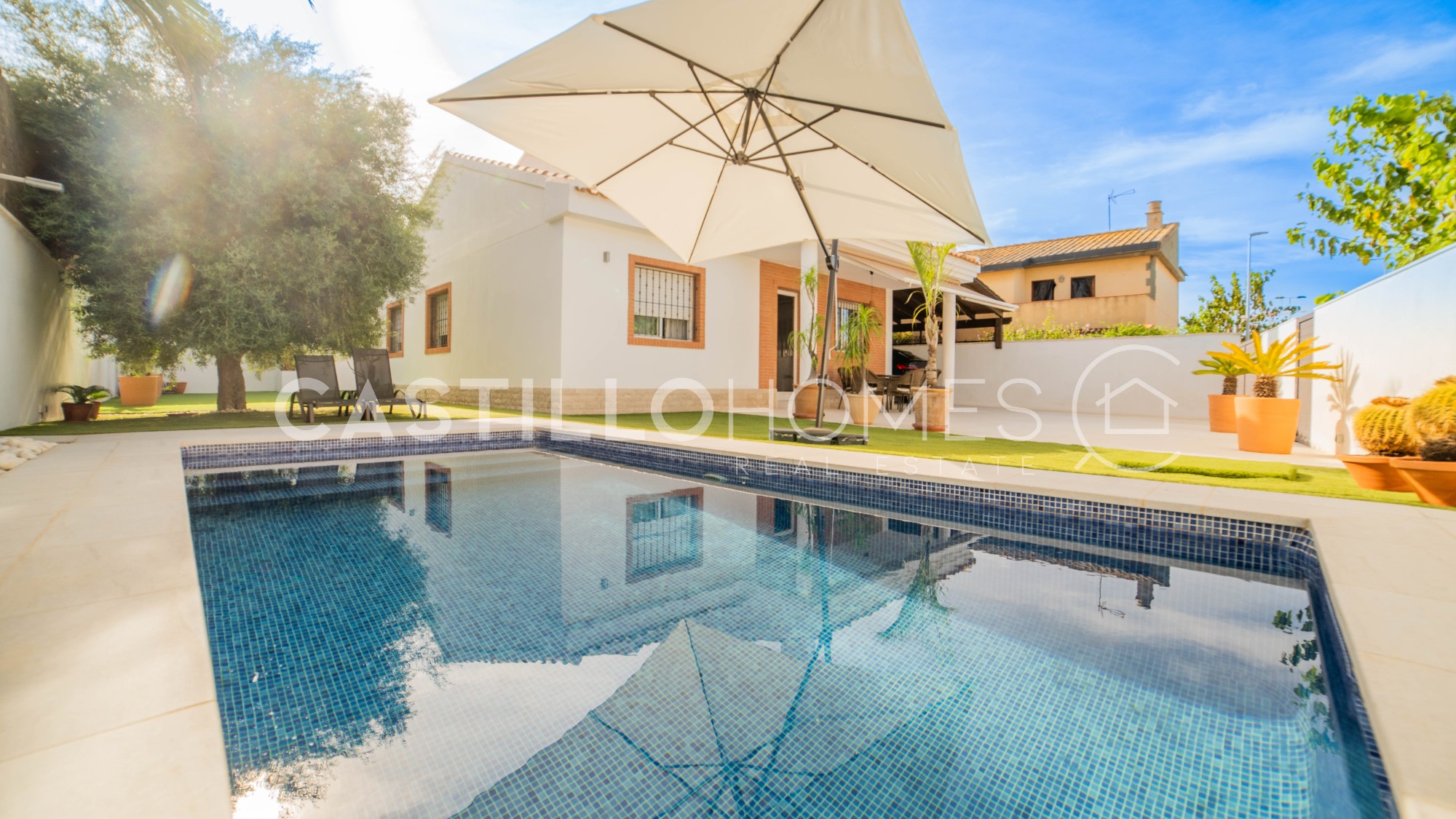 Villa in Pilar de la Horadada - view 1