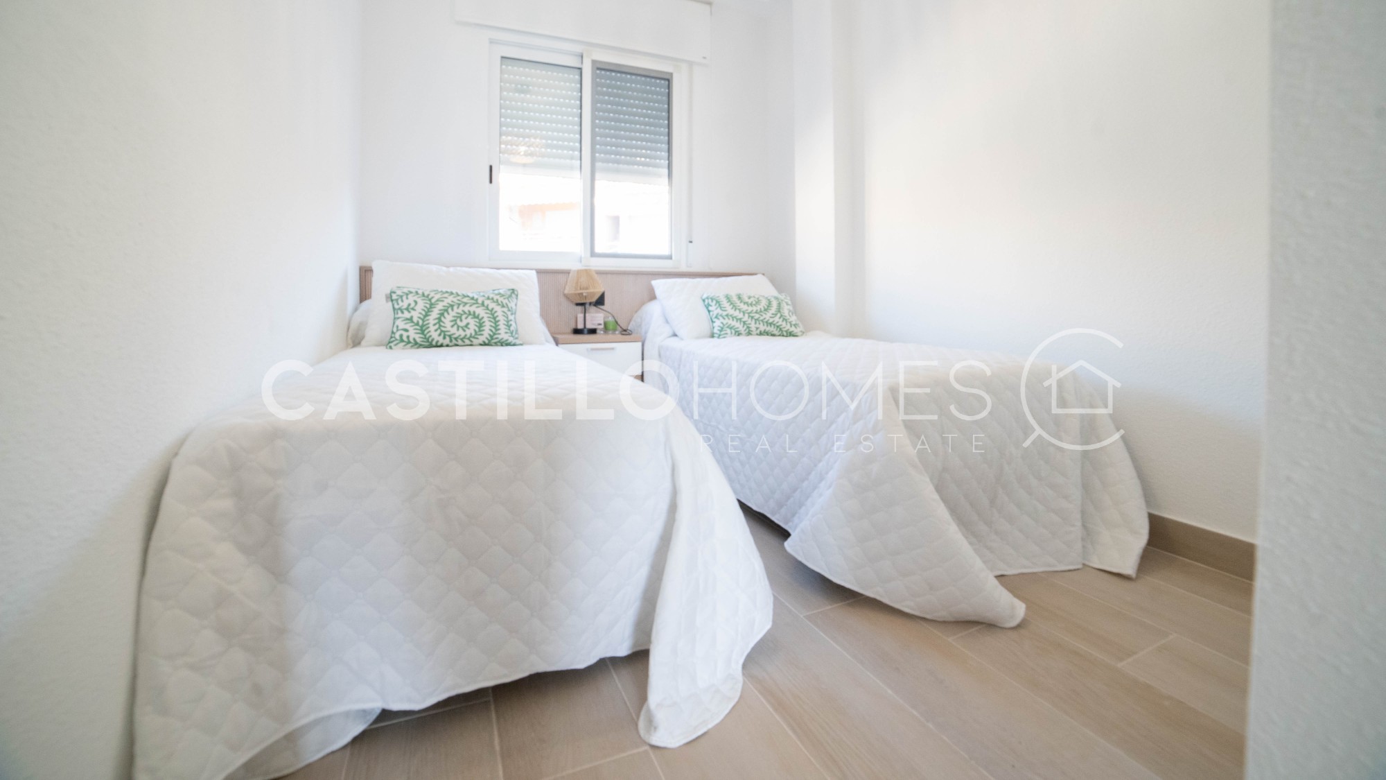 Apartment in Torrevieja - Image 2