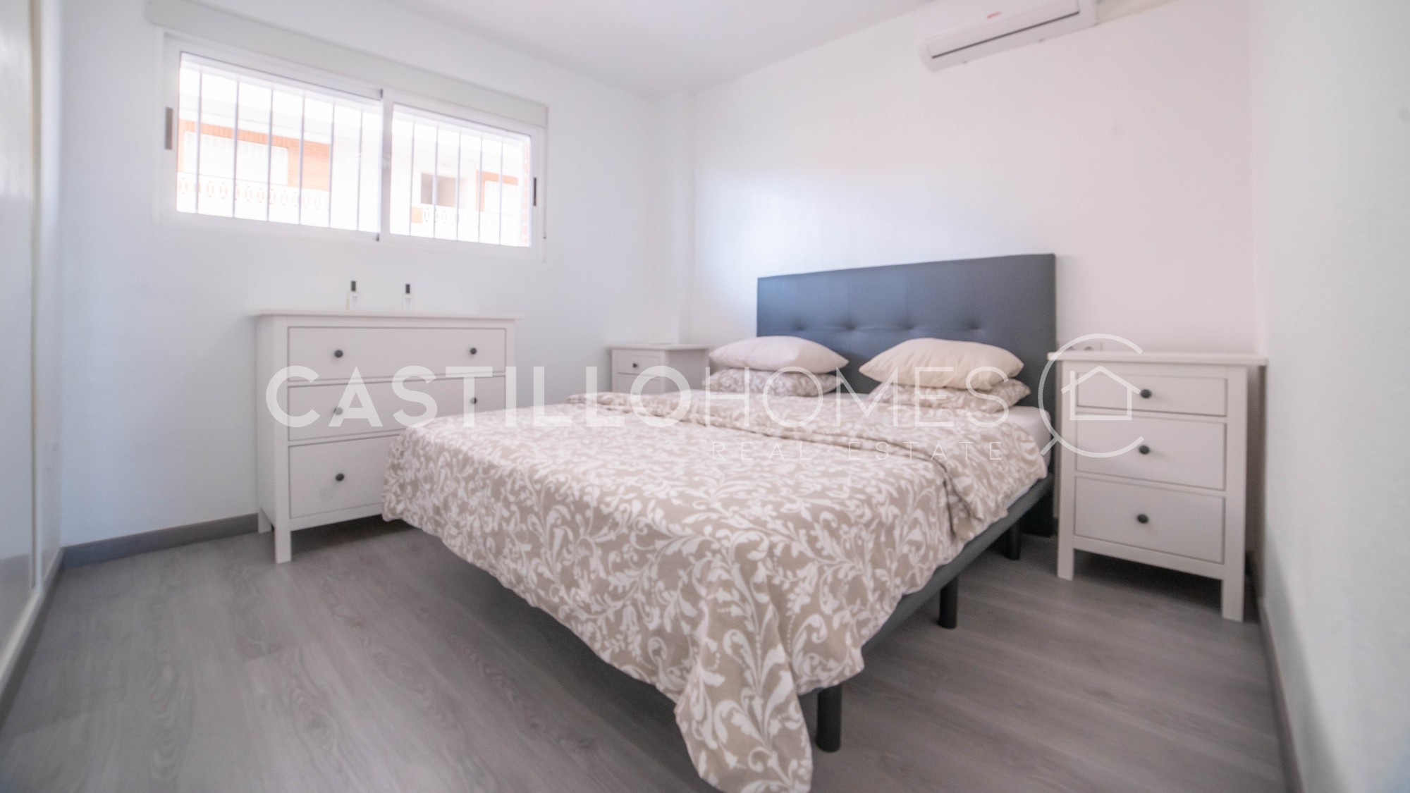 Apartment in Urbanizacion los Balcones - Image 5