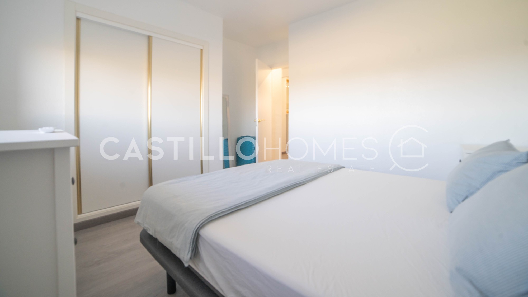 Apartment in Urbanizacion los Balcones - Image 4