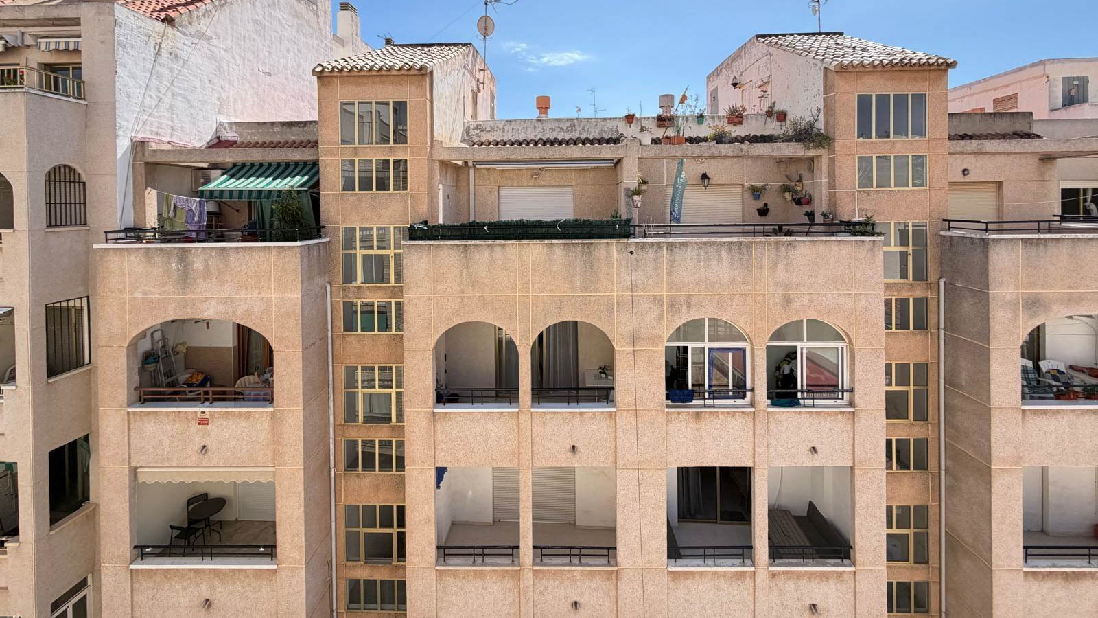 Penthouse in Torrevieja - Image 2