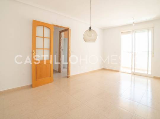 Apartamento - Segunda mano - Torrevieja - Centro